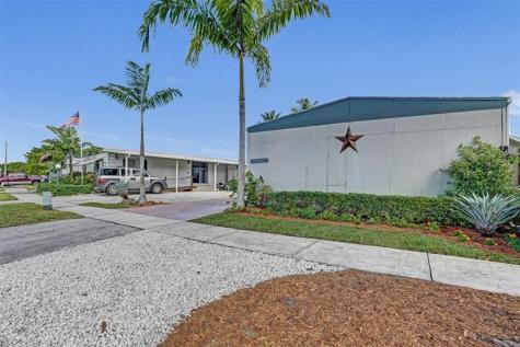 21851 S Heritage Circle Pembroke Pines FL 33029