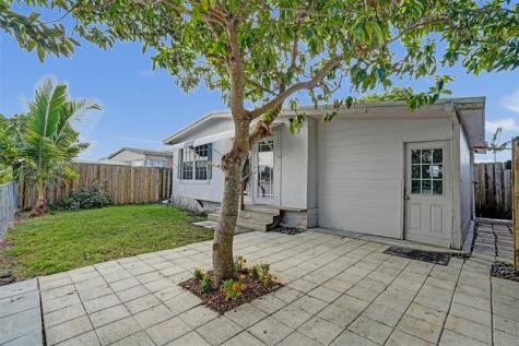 21851 S Heritage Circle Pembroke Pines FL 33029