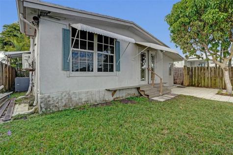 21851 S Heritage Circle Pembroke Pines FL 33029