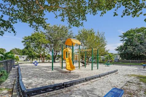 21851 S Heritage Circle Pembroke Pines FL 33029