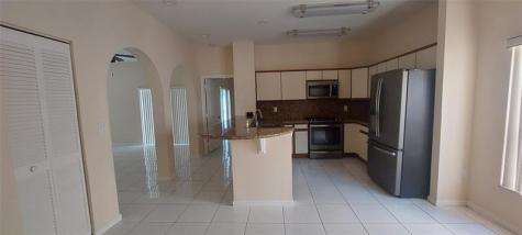 9401 NW 18th Drive Plantation FL 33322