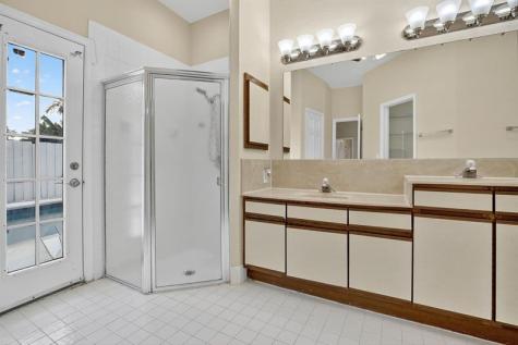 9401 NW 18th Drive Plantation FL 33322