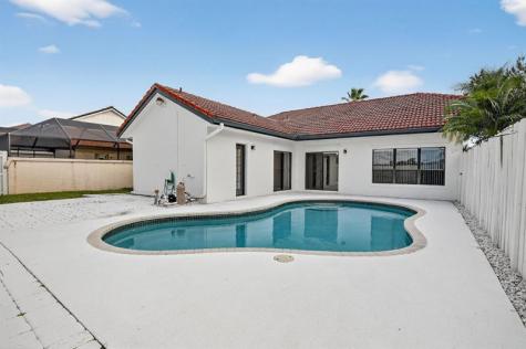9401 NW 18th Drive Plantation FL 33322