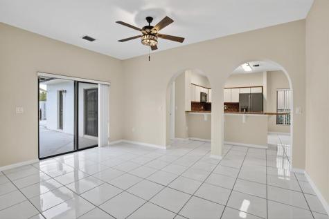 9401 NW 18th Drive Plantation FL 33322