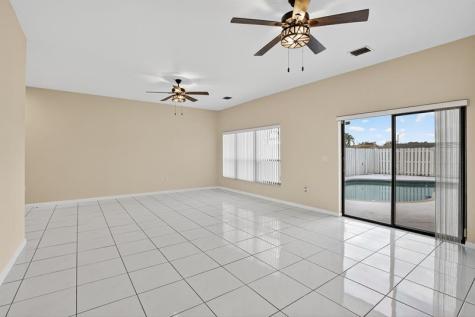 9401 NW 18th Drive Plantation FL 33322