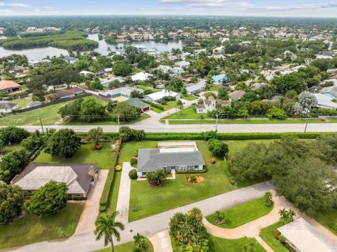 137 SE Turtle Creek Drive Jupiter FL 33469