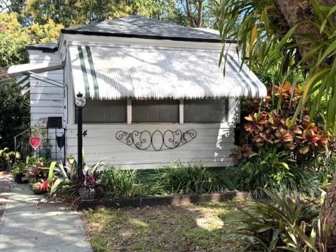 44 SW 5th Street Dania Beach FL 33004