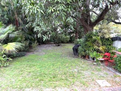 44 SW 5th Street Dania Beach FL 33004