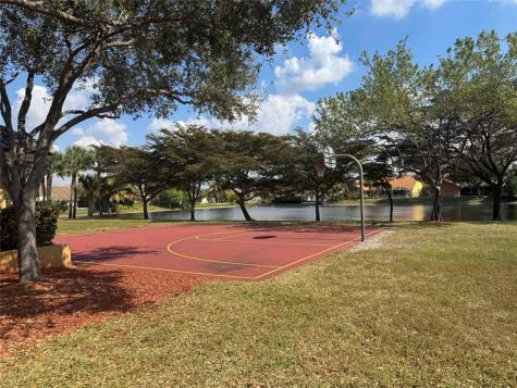 16534 NW 10th Street Pembroke Pines FL 33028