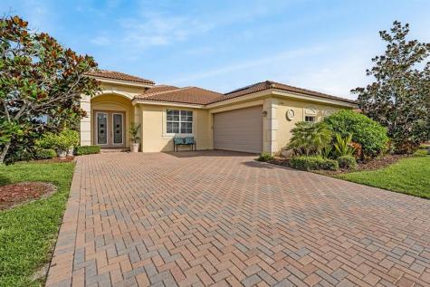 6366 Astor Place Vero Beach FL 32966