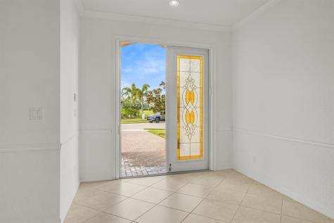 6366 Astor Place Vero Beach FL 32966