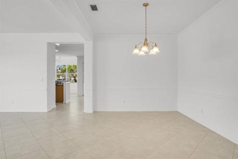 6366 Astor Place Vero Beach FL 32966