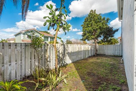 601 Lakeshore Terrace Davie FL 33325