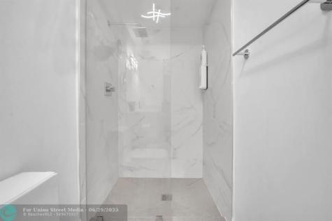 5421 N 36th Court Hollywood FL 33021