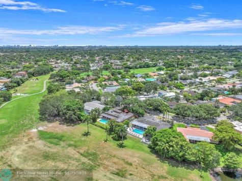 5421 N 36th Court Hollywood FL 33021