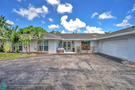 5421 N 36th Court Hollywood FL 33021