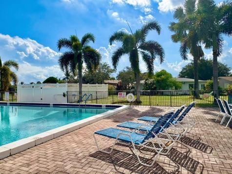 4510 NW 46th Street Tamarac FL 33319