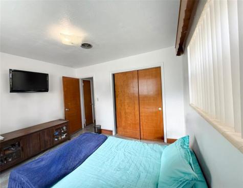 341 NE 164th Street Miami FL 33162