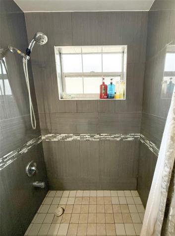 341 NE 164th Street Miami FL 33162
