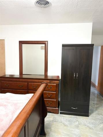 341 NE 164th Street Miami FL 33162