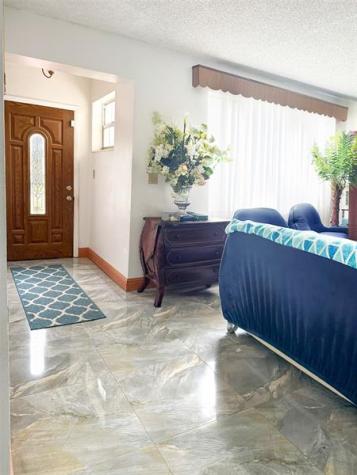 341 NE 164th Street Miami FL 33162