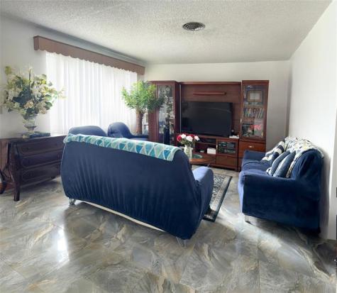 341 NE 164th Street Miami FL 33162