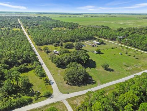 4550 Pioneer 23rd Street Clewiston FL 33440