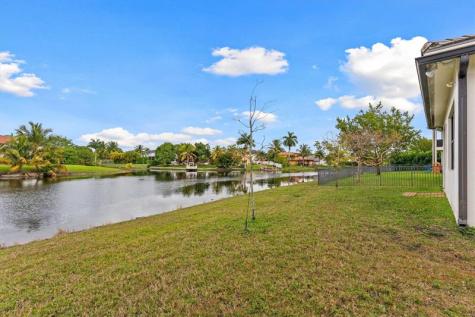 11855 SW 13th Court Pembroke Pines FL 33025
