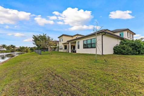 11855 SW 13th Court Pembroke Pines FL 33025