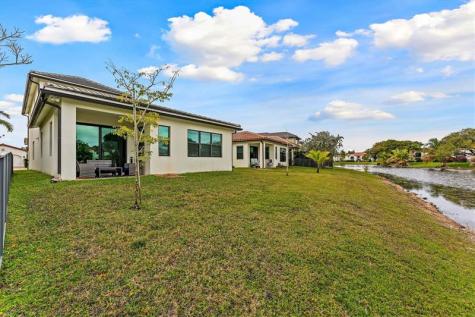 11855 SW 13th Court Pembroke Pines FL 33025