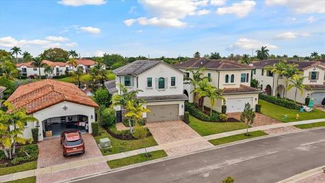 11855 SW 13th Court Pembroke Pines FL 33025