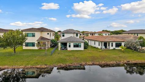 11855 SW 13th Court Pembroke Pines FL 33025