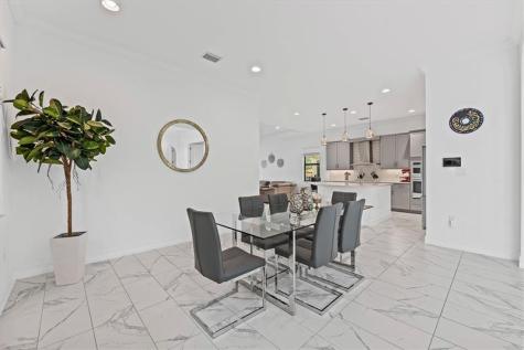 11855 SW 13th Court Pembroke Pines FL 33025