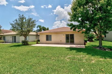 5563 55TH Terrace Vero Beach FL 32967