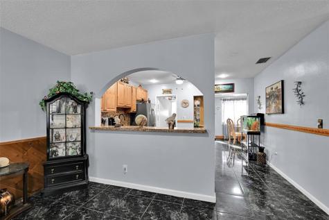 1933 SW 67th Avenue North Lauderdale FL 33068