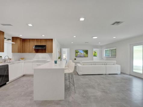 260 NW 36th Street Boca Raton FL 33431