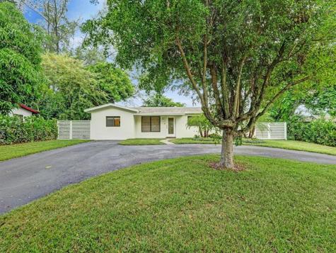 260 NW 36th Street Boca Raton FL 33431