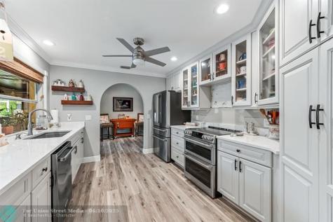 2812 SW 29th Avenue Cape Coral FL 33914