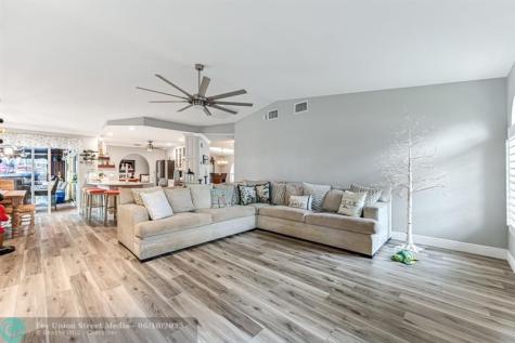 2812 SW 29th Avenue Cape Coral FL 33914
