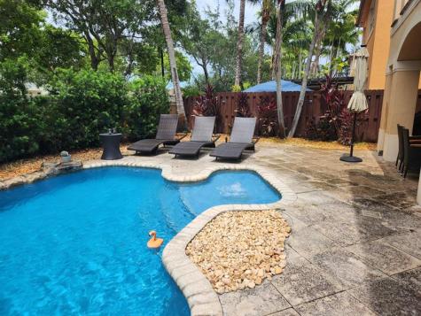 15525 SW 26th Terrace Miami FL 33185