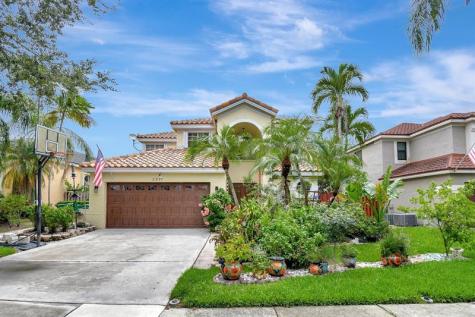 2811 Montevideo Avenue Hollywood FL 33026