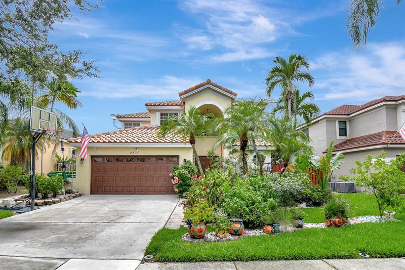 2811 Montevideo Avenue Hollywood FL 33026