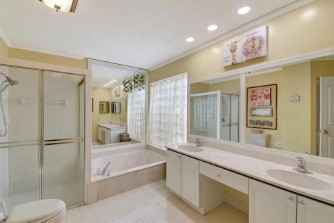2811 Montevideo Avenue Hollywood FL 33026