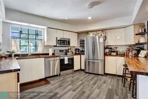 1325 Middle River Drive Fort Lauderdale FL 33304