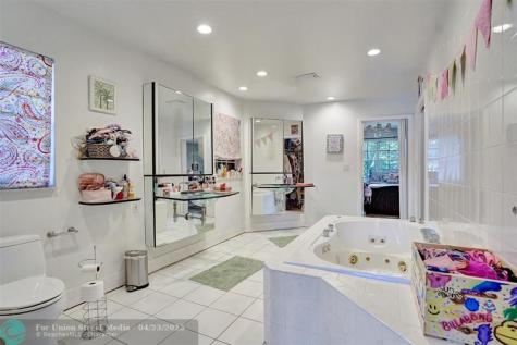 1325 Middle River Drive Fort Lauderdale FL 33304