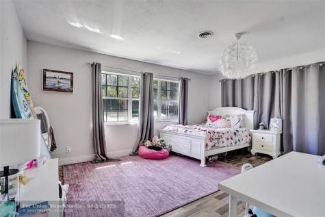 1325 Middle River Drive Fort Lauderdale FL 33304
