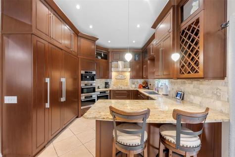 2850 E Sable Circle Margate FL 33063