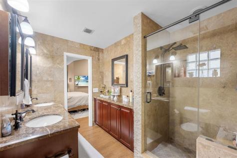 2850 E Sable Circle Margate FL 33063