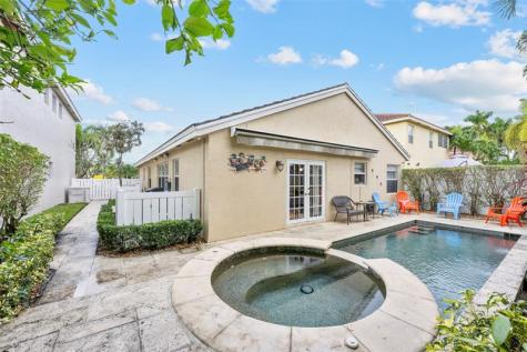 2850 E Sable Circle Margate FL 33063