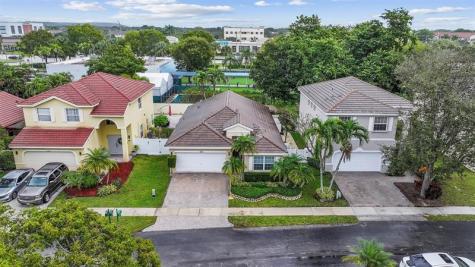 2850 E Sable Circle Margate FL 33063